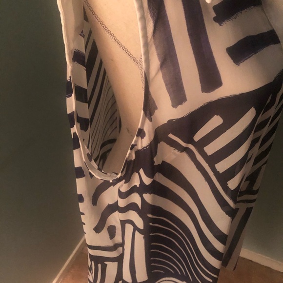 NWT Button down sleeveless long Navy & White top - Picture 5 of 6